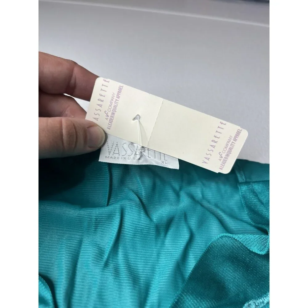 Vassarette Nightgown Button Front Evergreen Size XL 31100‎